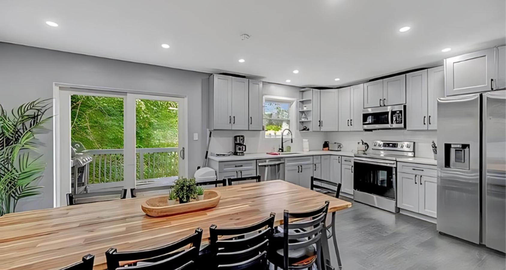Peaceful Pocono Home With Hot Tub, Gym, & Office Long Pond Zewnętrze zdjęcie