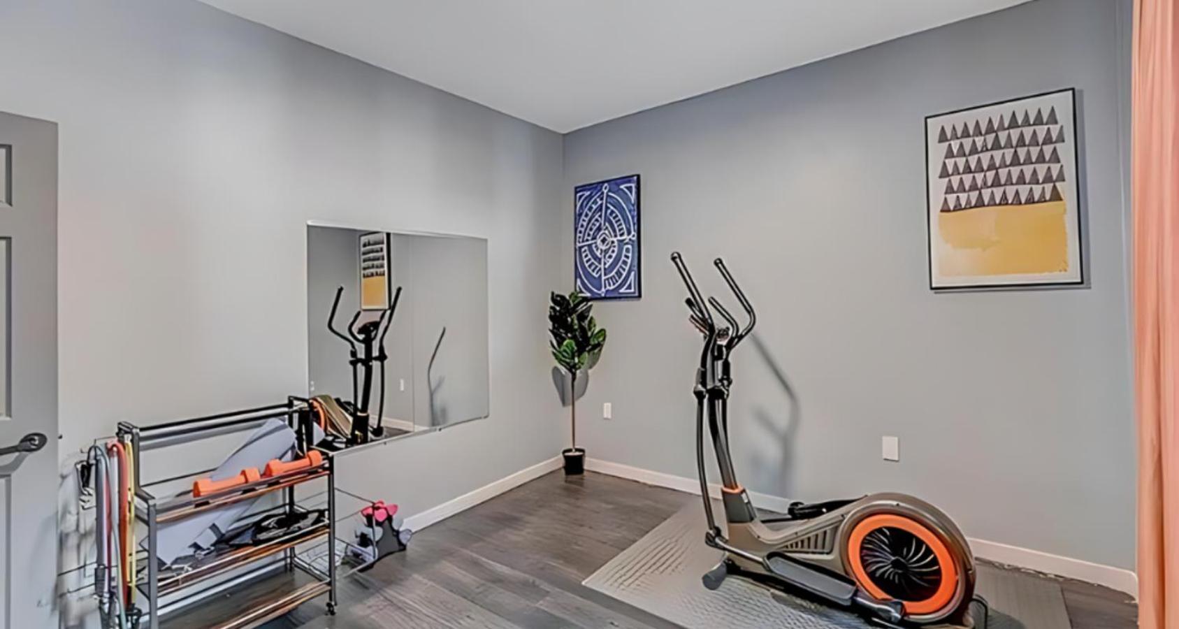 Peaceful Pocono Home With Hot Tub, Gym, & Office Long Pond Zewnętrze zdjęcie
